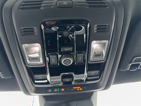 New 2026 Cadillac Escalade ESV Luxury w/ LPO, Radiant Package image 21