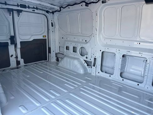 Used 2026 Ford Transit 150 Low Roof RWD image 9