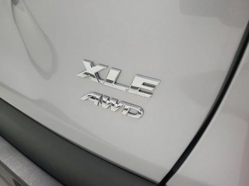 Certified 2023 Toyota RAV4 XLE AWD/4WD image 8