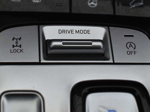 Used 2022 Hyundai Tucson Limited image 22