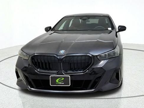 Used 2026 BMW 540i xDrive w/ Executive Package AWD/4WD image 3