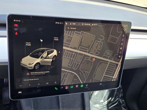 Used 2023 Tesla Model Y Long Range AWD/4WD image 18