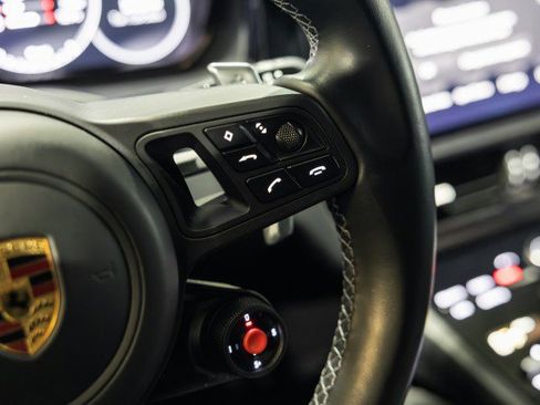 Used 2022 Porsche Cayenne Turbo GT image 21