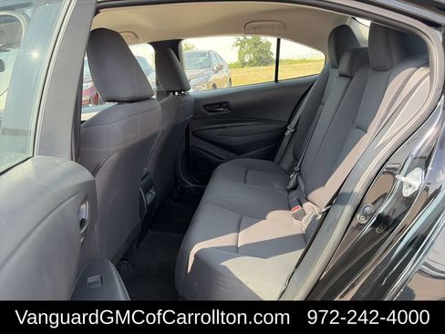 Used 2025 Toyota Corolla LE FWD image 25