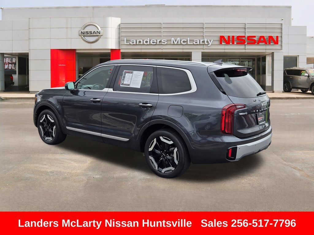 Used 2024 Kia Telluride S w/ S Sunroof Package FWD image 6