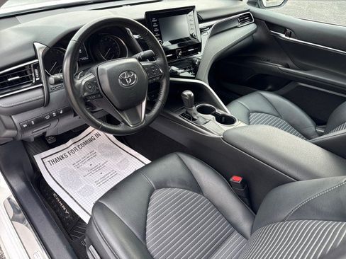Used 2024 Toyota Camry SE FWD image 16