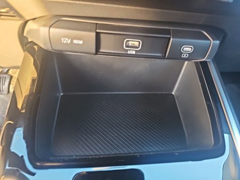 New 2026 Kia Niro LX image 17