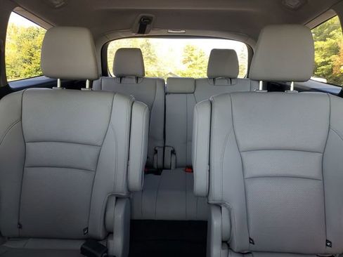 Used 2022 Honda Pilot Elite image 21