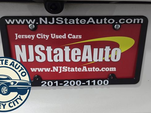 Used 2023 Kia Niro SX image 27