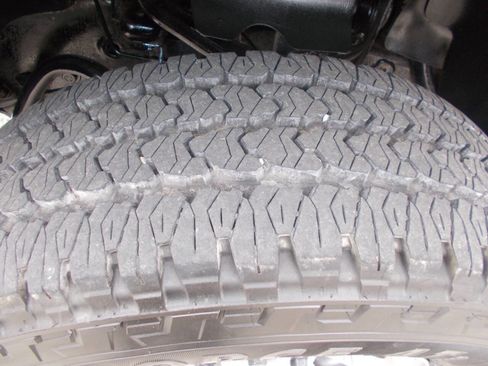 Used 2013 Chevrolet Silverado 3500 W/T image 11