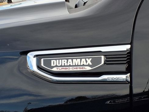 Used 2023 GMC Sierra 1500 Denali AWD/4WD image 5