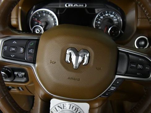 Used 2021 RAM 1500 Laramie AWD/4WD image 2