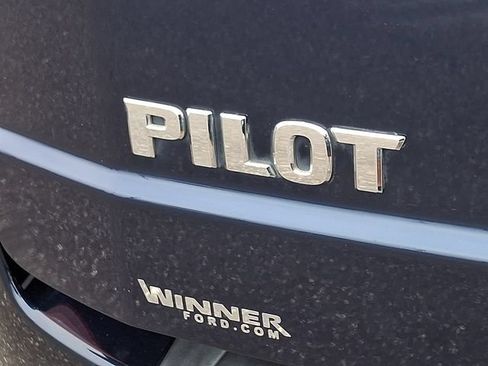 Used 2015 Honda Pilot Touring image 31
