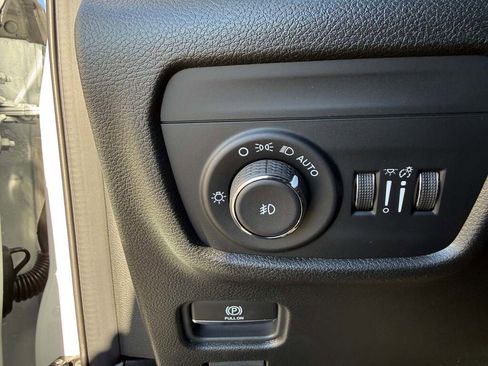 New 2026 Jeep Grand Cherokee L Limited image 26