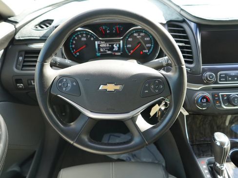 Used 2015 Chevrolet Impala LT w/ Convenience Package FWD image 16