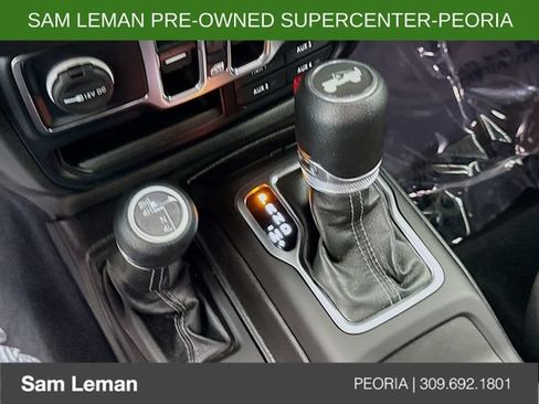 Used 2024 Jeep Wrangler Unlimited Sport AWD/4WD image 16
