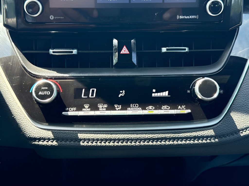 Used 2022 Toyota Corolla SE FWD image 10