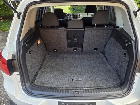 Used 2015 Volkswagen Tiguan S FWD image 15