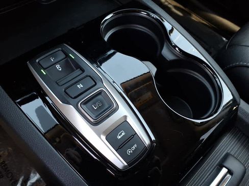 Used 2018 Honda Pilot Touring image 40