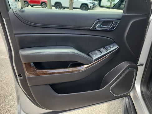 Used 2015 Chevrolet Tahoe LS RWD image 24