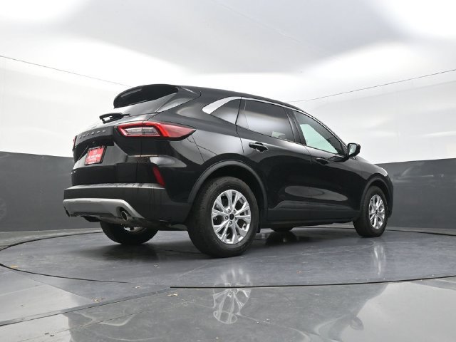 Used 2024 Ford Escape Active FWD image 37