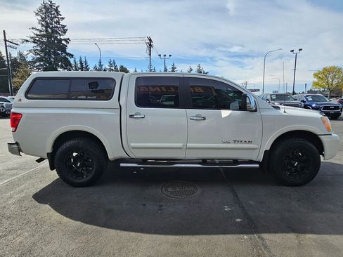Used 2012 Nissan Titan SL image 6