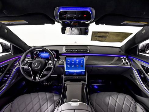 New 2026 Mercedes-Benz S 580 4MATIC Sedan image 3