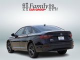 Used 2024 Volkswagen Jetta SE image 3