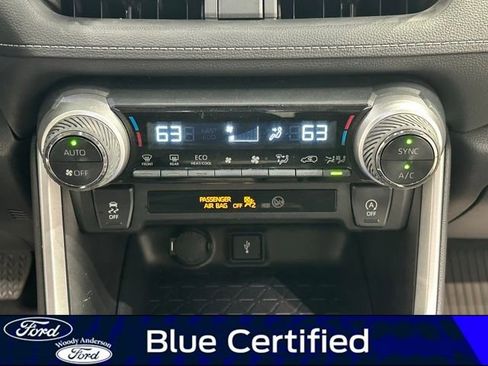 Used 2022 Toyota RAV4 XLE w/ Convenience Package image 17