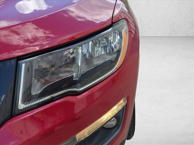 Used 2018 Jeep Compass Trailhawk w/ Navigation Group AWD/4WD image 9