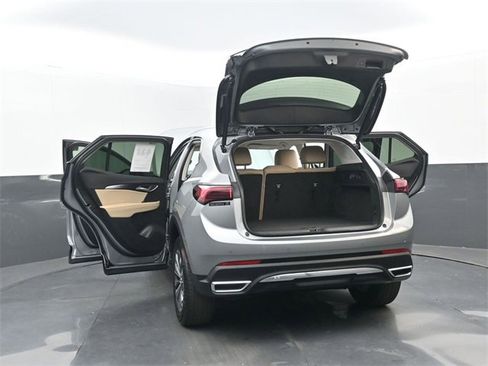 Used 2024 Buick Envision Preferred image 34