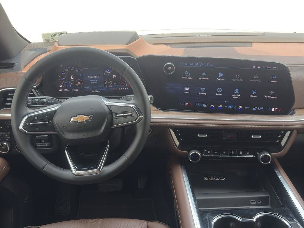 Used 2025 Chevrolet Tahoe High Country w/ Sun And Tow Package AWD/4WD image 8