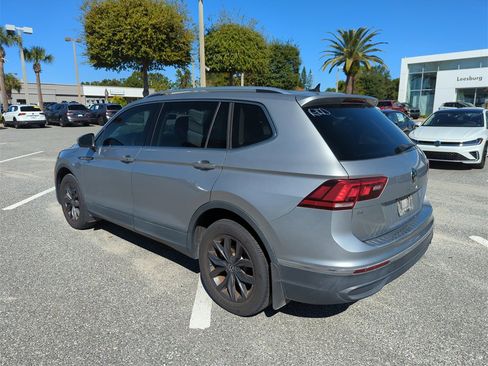 Used 2022 Volkswagen Tiguan SE image 7
