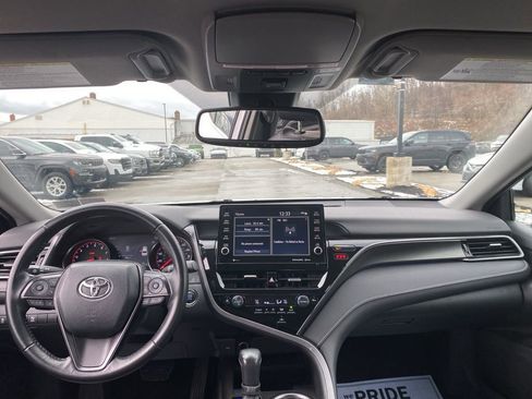 Used 2023 Toyota Camry XSE image 14