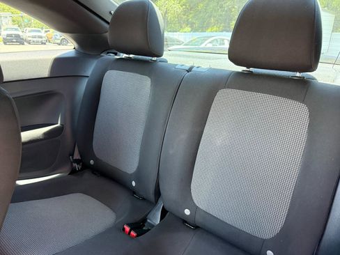 Used 2018 Volkswagen Beetle 2.0T S FWD image 24
