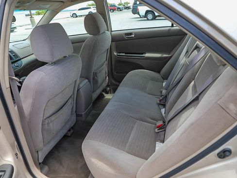 Used 2006 Toyota Camry LE FWD image 14