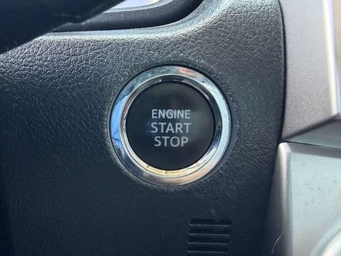 Used 2022 Toyota 4Runner SR5 AWD/4WD image 20