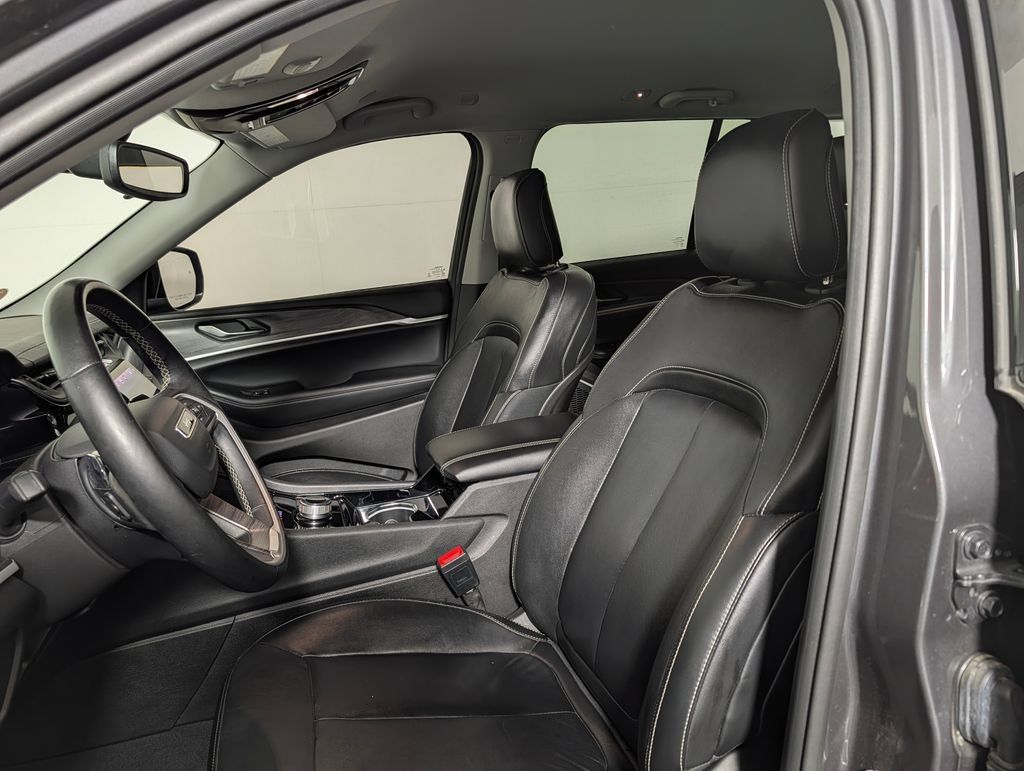 Used 2022 Jeep Grand Cherokee Limited RWD image 24