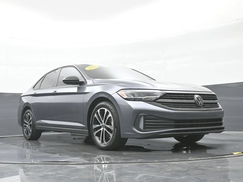 Used 2024 Volkswagen Jetta Sport FWD image 41