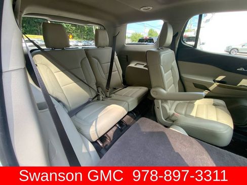 Certified 2019 GMC Acadia Denali w/ Technology Package AWD/4WD image 32