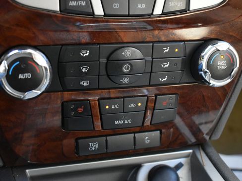 Used 2012 Ford Fusion SEL image 26