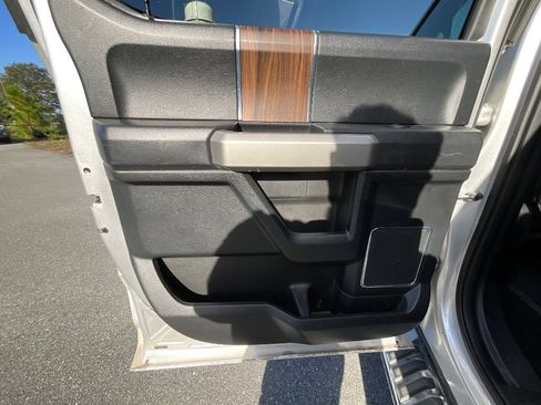 Used 2016 Ford F150 Lariat w/ Equipment Group 501A Mid image 24