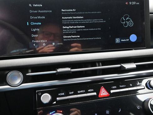 New 2025 Hyundai Tucson SEL image 18