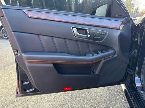 Used 2013 Mercedes-Benz E 350 4MATIC Wagon image 15