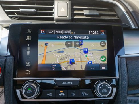 Used 2017 Honda Civic Touring image 24