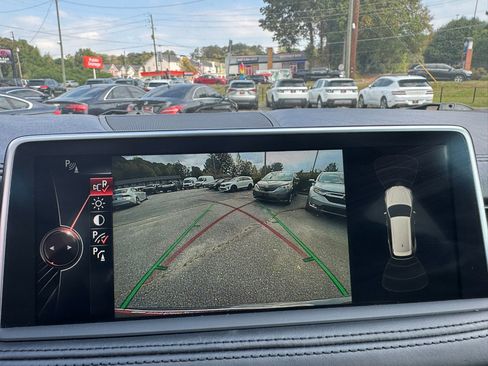 Used 2015 BMW X5 xDrive50i image 21