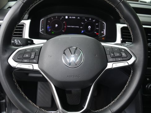 Used 2022 Volkswagen Atlas SEL AWD/4WD image 14
