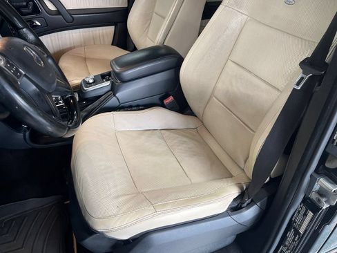 Used 2013 Mercedes-Benz G 63 AMG 4MATIC image 36