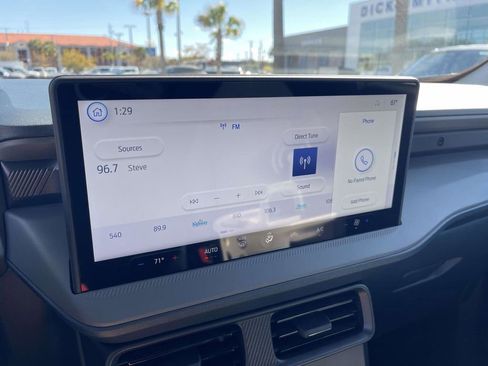 New 2025 Ford Maverick XL w/ Equipment Group 101A image 27