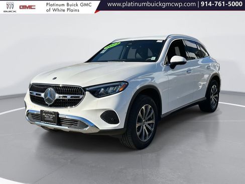 Used 2024 Mercedes-Benz GLC 300 4MATIC image 8